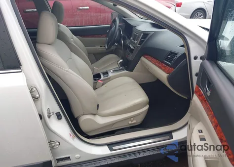 2012 Subaru Outback 2.5I Limited z USA, uszkodzony, nr VIN 4S4BRBKC2C3260609